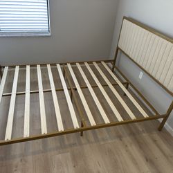 Modern  Metal Queen Bed Frame