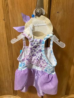 Pet clothes