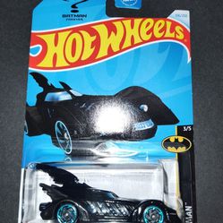 Batmobile Treasure Hunt Hot Wheels 
