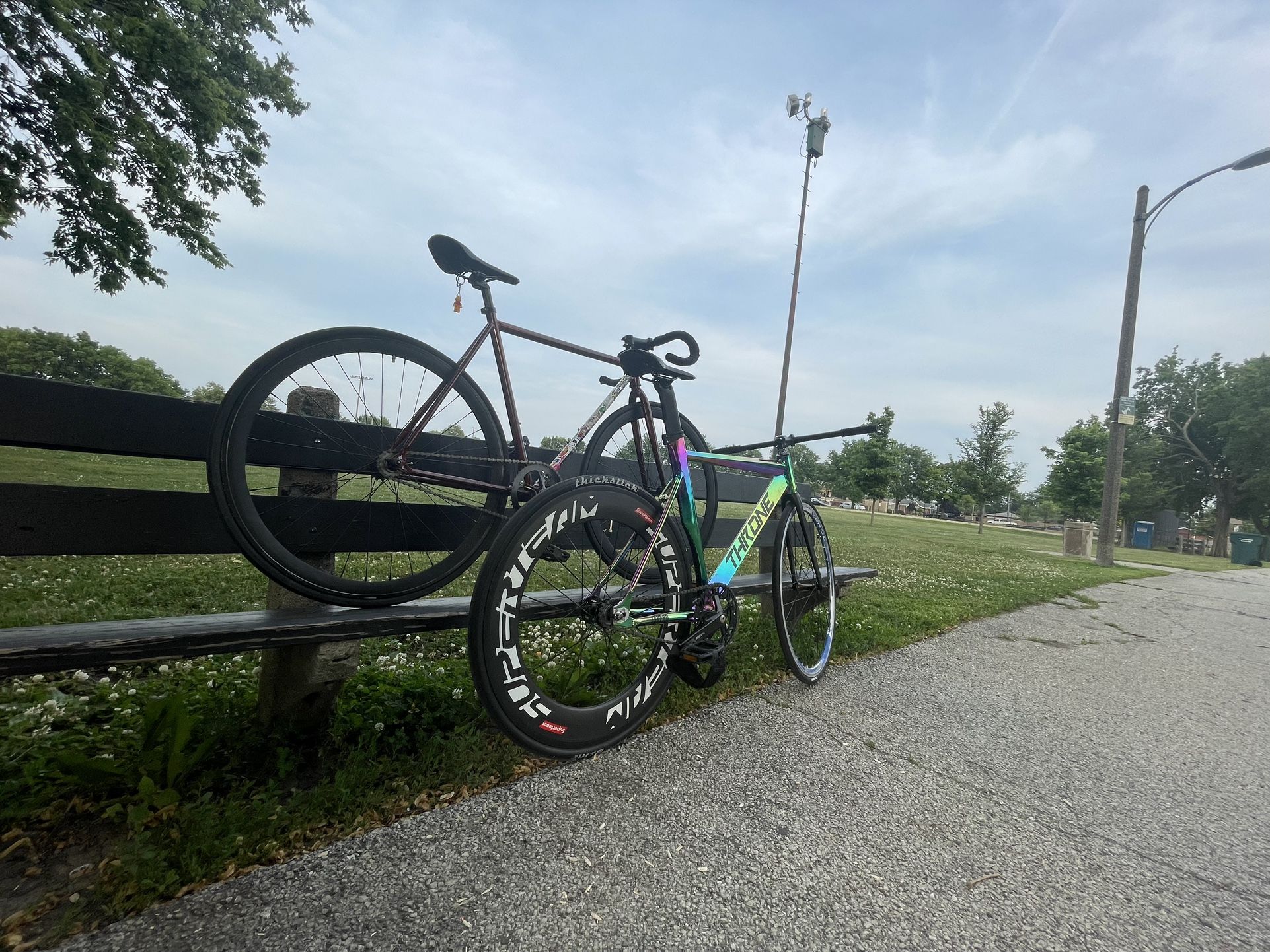 Throne Fixie Bike