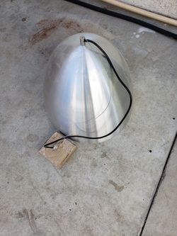 HANGNIG MIDCENTURY LIGHT