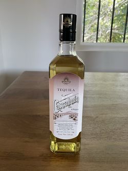 Cascahuin añejo Empty Bottle 