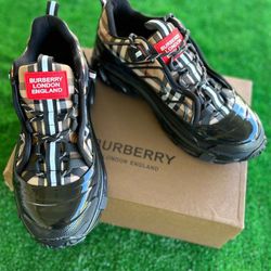 Burberry Men Shoes 10-12