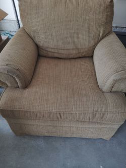 Broyhill Lounge Chair