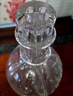 VINTAGE 4 CHAMBER COMPARTMENT GLASS LIQUOR DECANTER 11" Tall