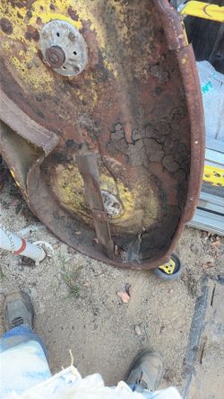 Mowing deck