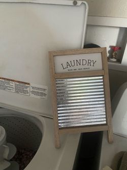 Laundry sign