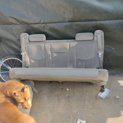 Suburban 3rd Row Seats