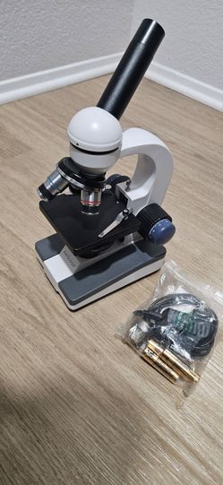 Microscope