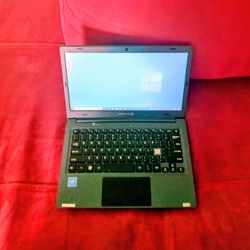 Evolve 111 Laptop 