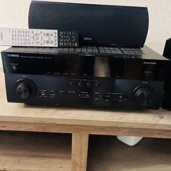 Yamaha Receiver And Definitive 800 Pro Speakers