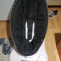 4moms Mamaroo 4 Baby Swing