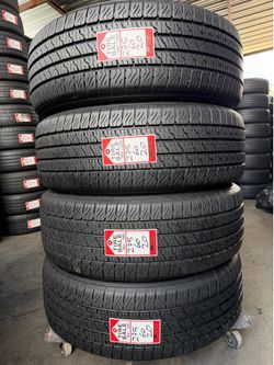 Set 275/60/20 Goodyear Wrangler Take Offs.
