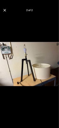 Tripod Table Lamp with Drum Shade