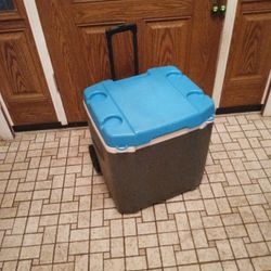 Igloo 60 Quart Cooler On Wheels With Handle Blue And Grey Made In The USA 