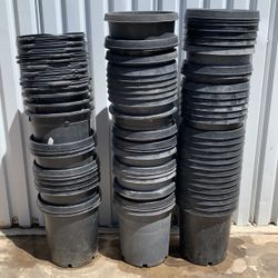 Large Patio Planters 10 Gallons Multiple Different Ones