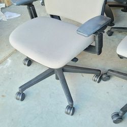 Nice Office Chairs Set Of 4 