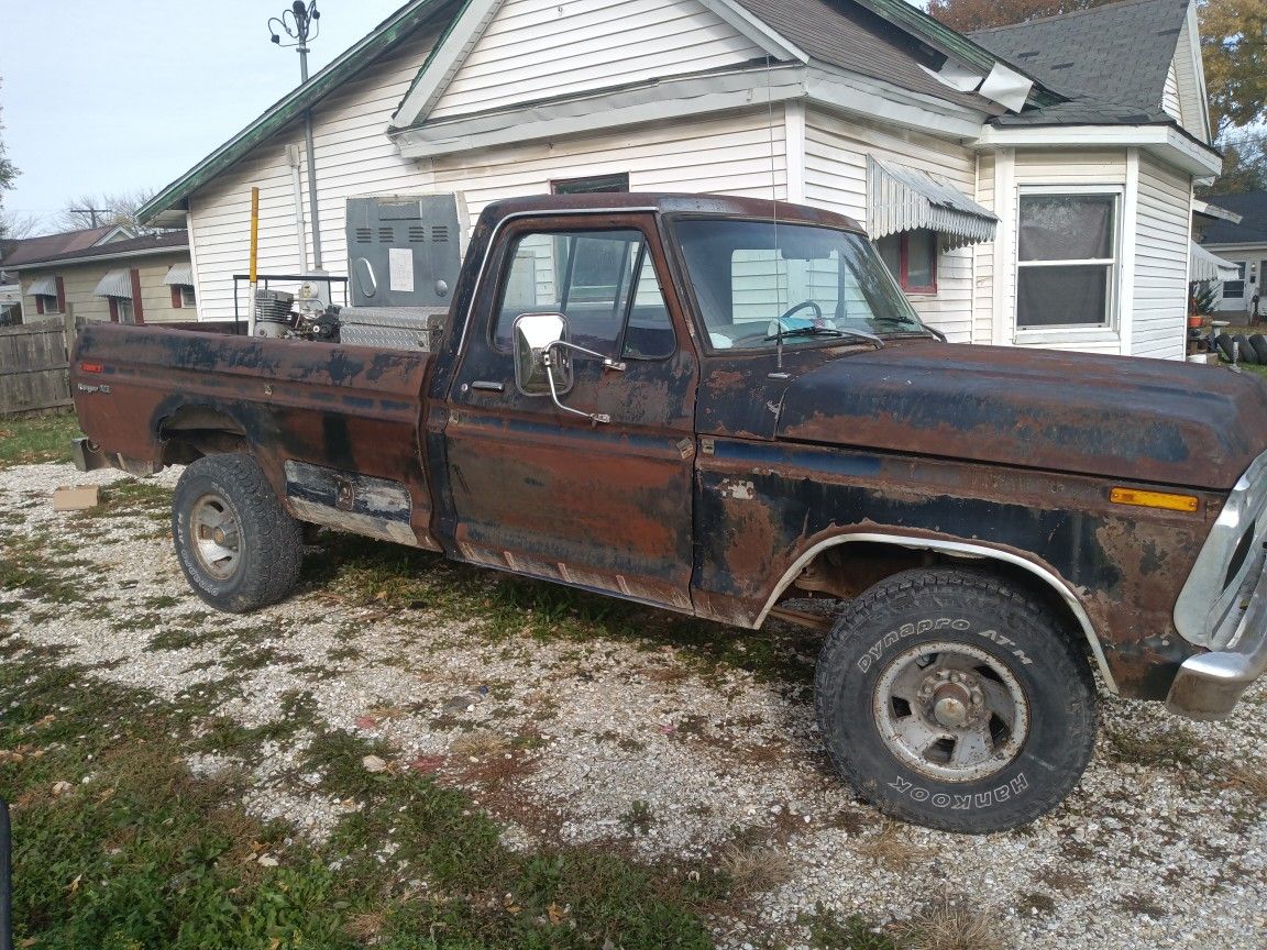 1976 F150 4x4 (Full Time) 360 V8