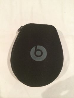 Beats headphone case