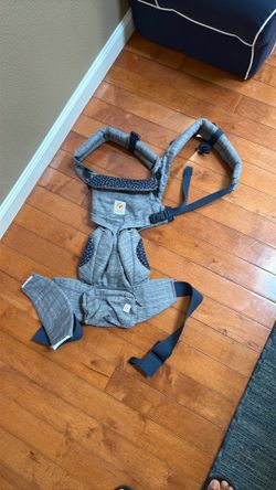 Ergobaby deluxe carrier