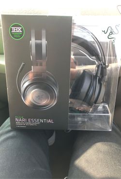 Razer Nari Essential Wireless headset