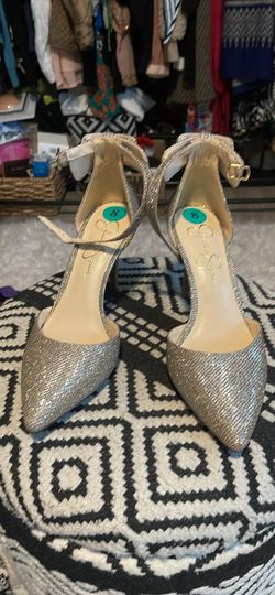 Jessica Simpson heels