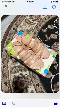 Sandals size 6