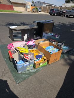 FREE 2304 Shortline Ct Modesto CA 
Will take down when gone
2304 Shortline Ct Modesto CA