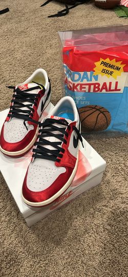 Air Jordan 1 Low Trophy Room Size 11.5 Signed