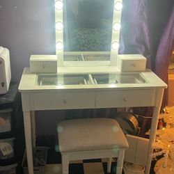 Makeup Vanity 