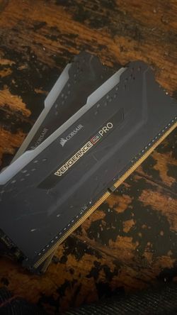 2 Sets of 16 gb of ram