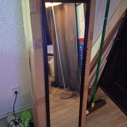 Brand NEW Vertical Mirror