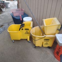 Mop buckets