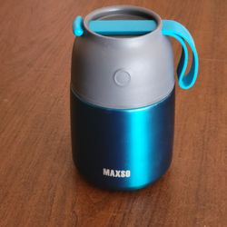 MAXSO Soup Thermo for Hot & Cold Vacuum Insulated Food Jar 24oz Matte 
Green.
Pre-owned, perfect shape. Comes with fork - see the photos.
It is 7.5" t