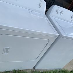 Washer And Dryer Set $275