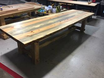 Custom Live Edge Tables, Desks & Islands...