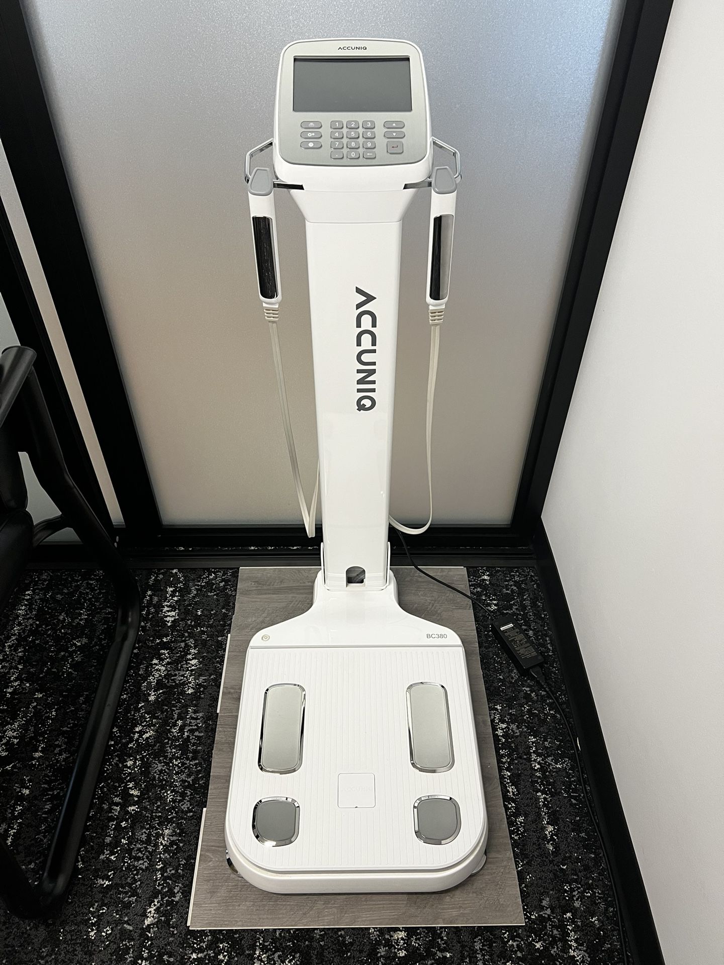 ACCUNIQ Body Composition Analyzer (BCA Scale)