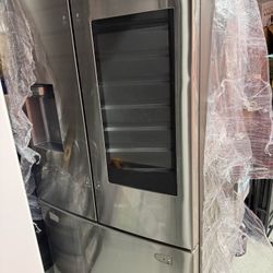 Samsung French Door Refrigerator With TV Monitor 