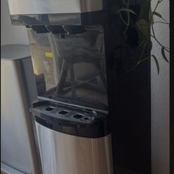 Water Dispenser Brio 