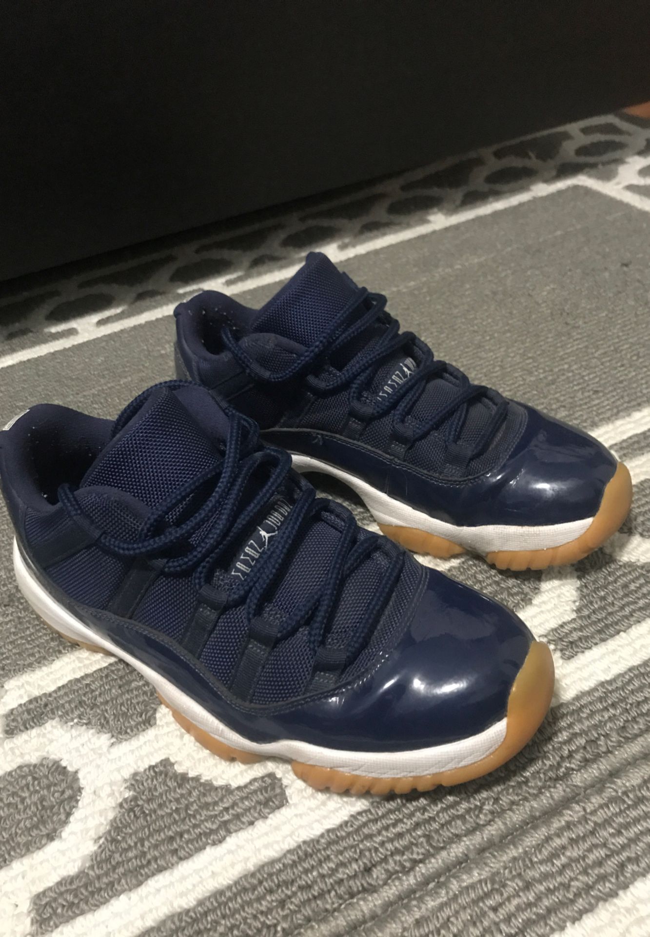 Jordan 11 gum size 9