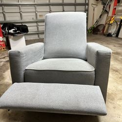 Comfortable Rocking Chair 