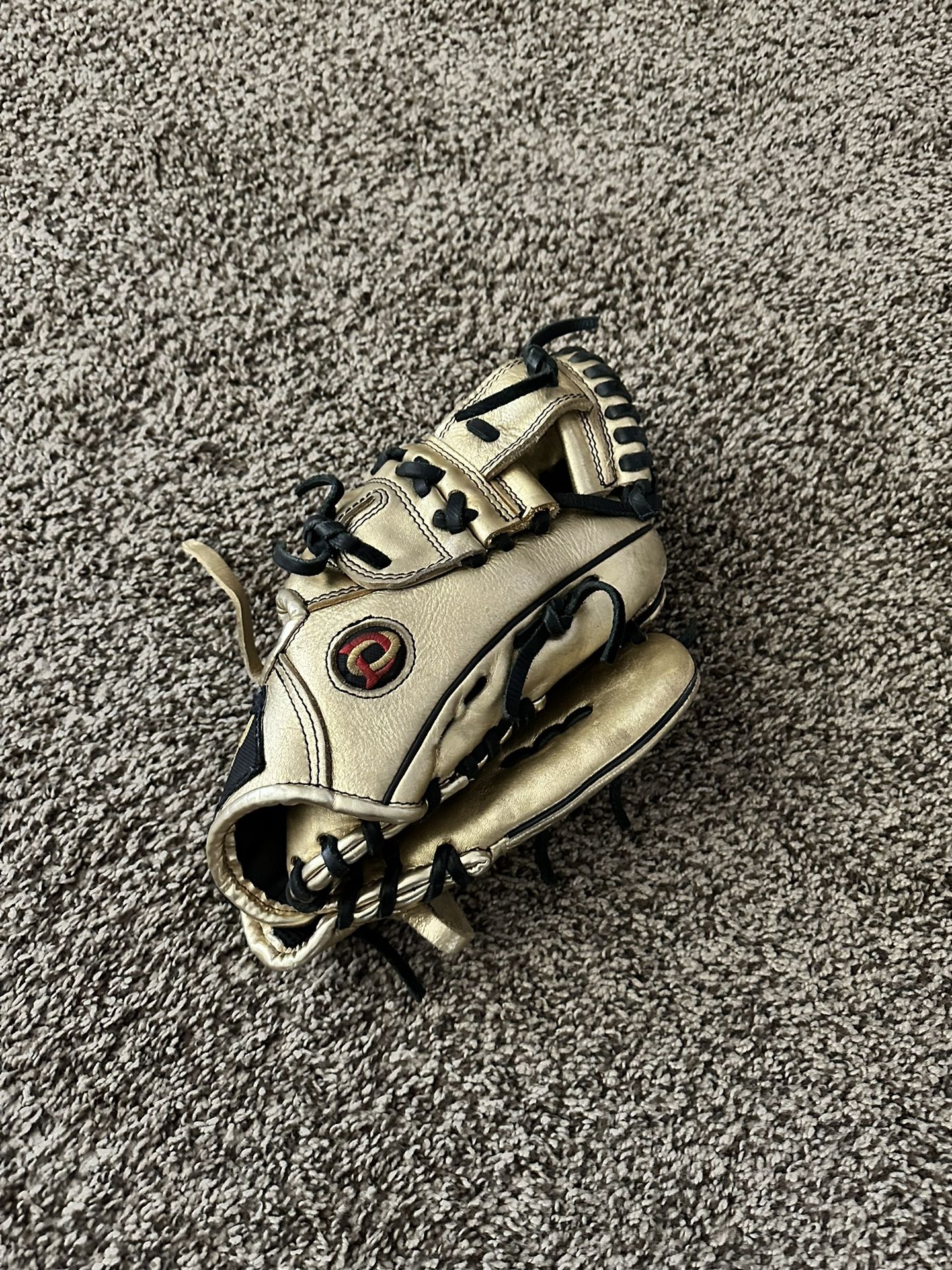 Youth Baseball Glove Custom DeOro