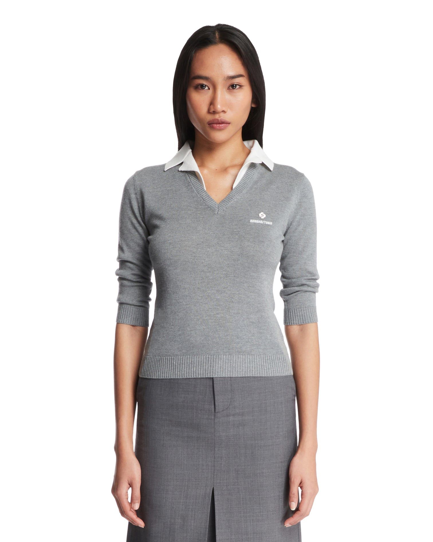 SHUSHU/TONG Gray Contrast Collar Sweater New