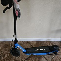 Razor e100 Electric Scooter 