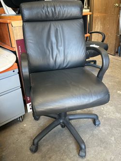 Desk chair