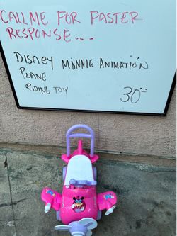 Plane Minnie toy