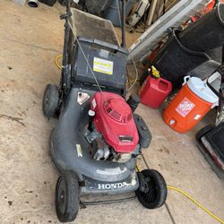 Honda hrc216 Commercial Lawn Mower