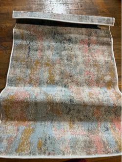 Brand New unique loom kashan collection 2'x3' area rug