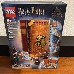 Lego Harry Potter Hogwarts 76382 New  Sealed 