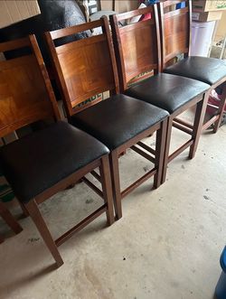 Dining table with 4 chairs